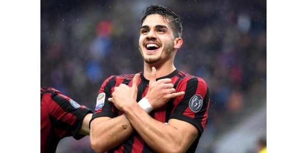 AC milan 3 Chievo 2! Przebudzenie AC Milan Andre Silva