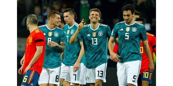 Niemcy i Hiszpania rozegrały towarzyski remis na spotkaniu dwóch ostatnich mistrzów świata