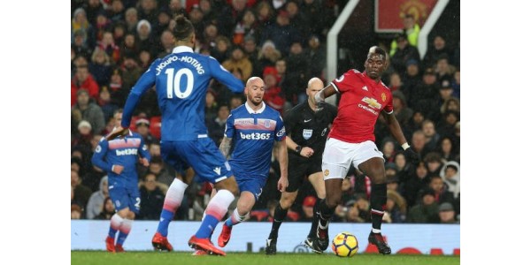 Widok Boga na Manchester United! Pogba jest tak samo jak na ziemi niczyjej